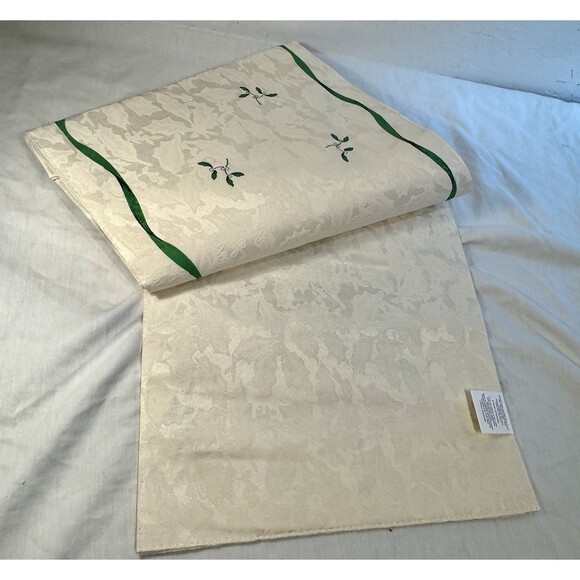 NWT SPODE Christmas Tree Table Runner 13" X 72" In Open Pkg - Picture 4 of 7